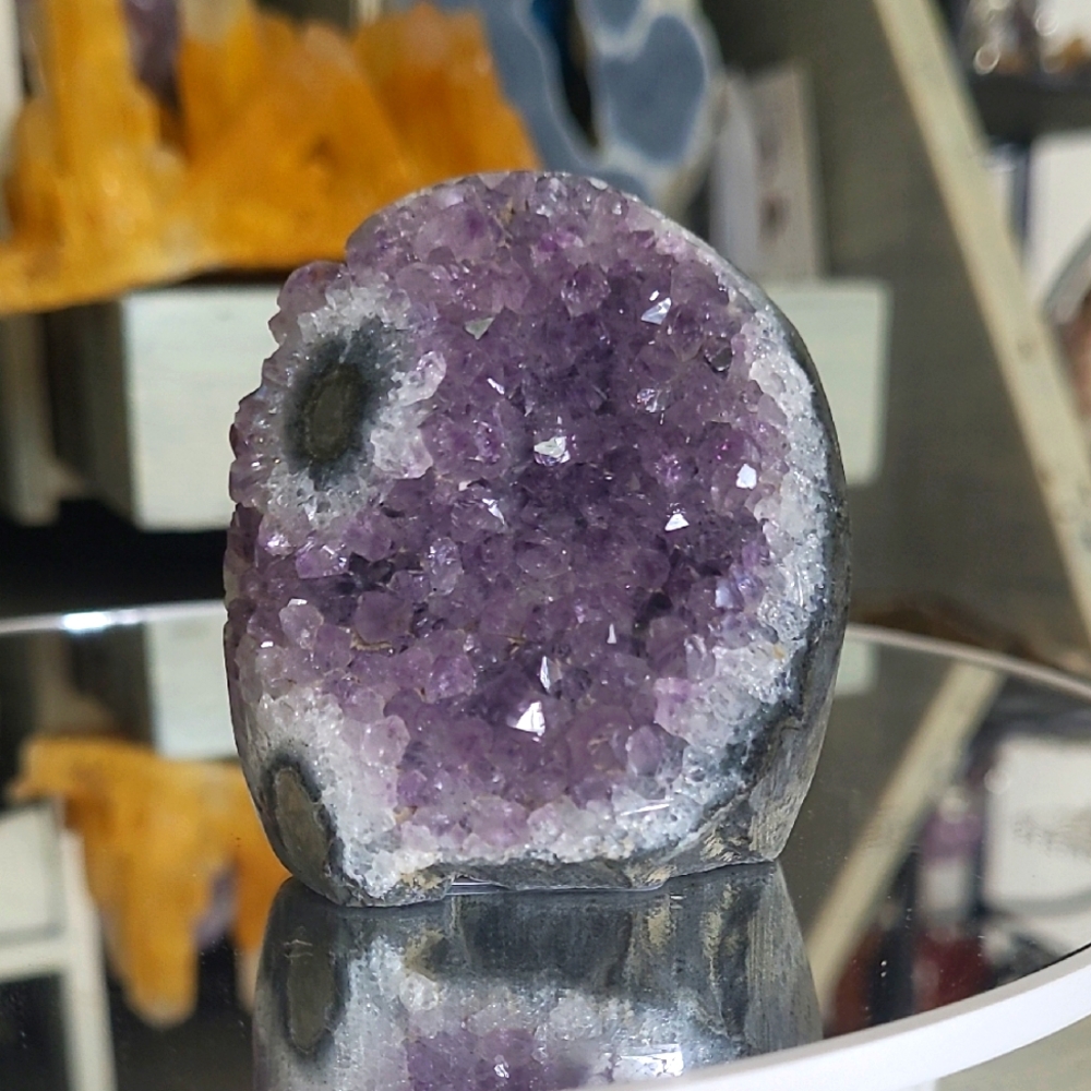 HQ Amythyst from Uraguay